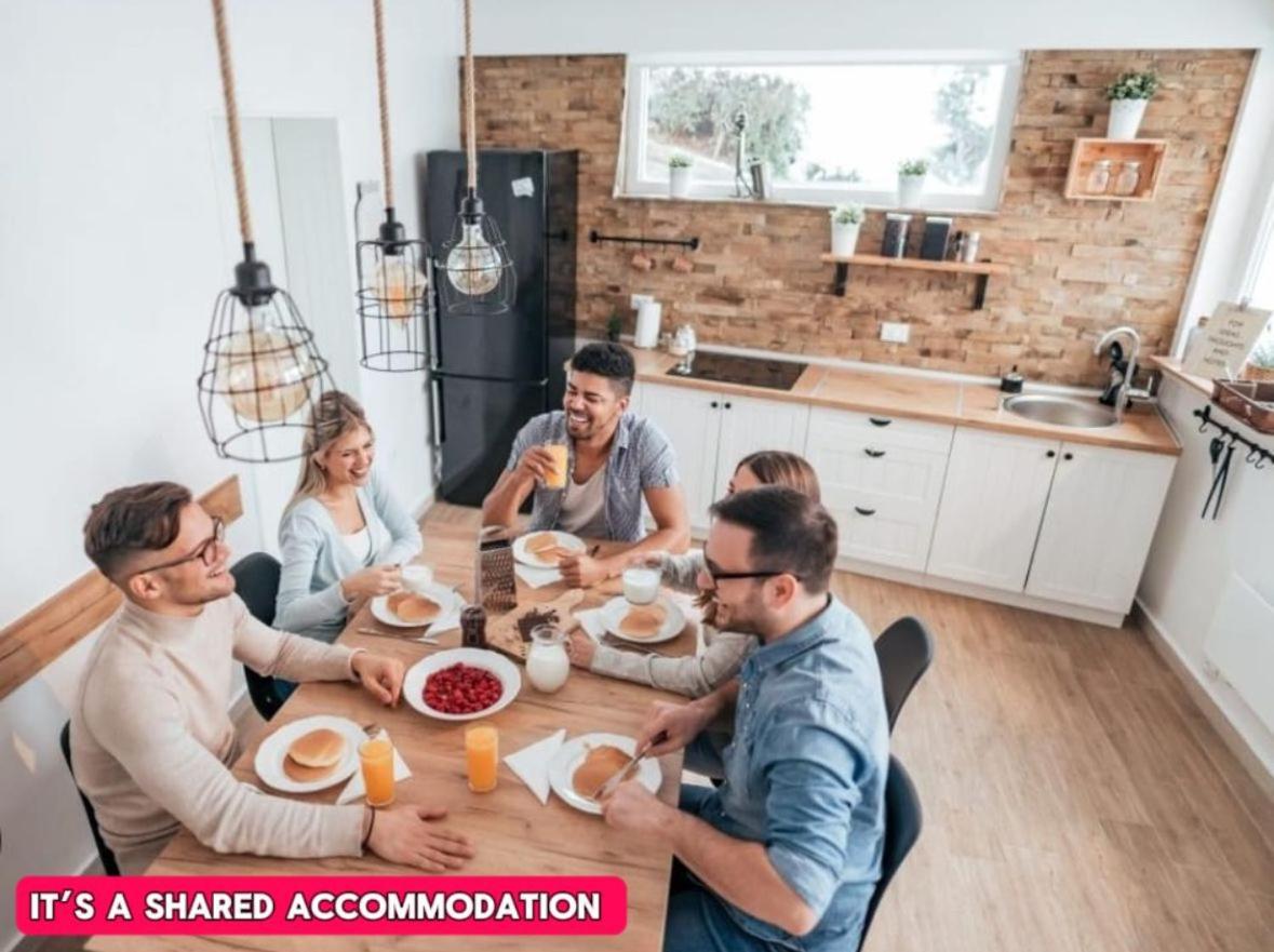 *Rd9Bc* For Your Most Relaxed & Cosy Stay + Free Parking + Free Fast Wifi * Leeds  Eksteriør bilde